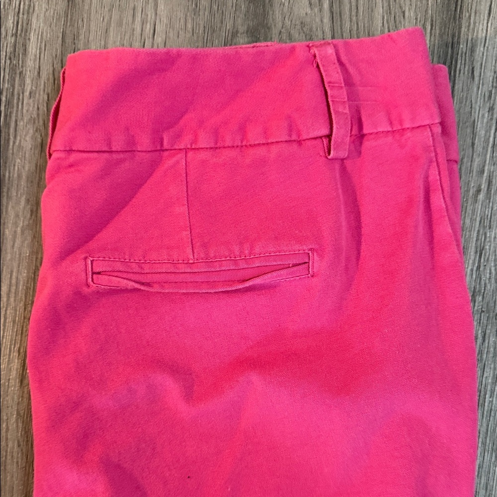 INC International Concepts Pink Women's Shorts EUC - Picture 2 of 7